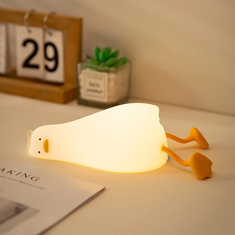 Cute Animal Night Light – Panda, Capybara, Axolotl & More (USB Rechargeable)