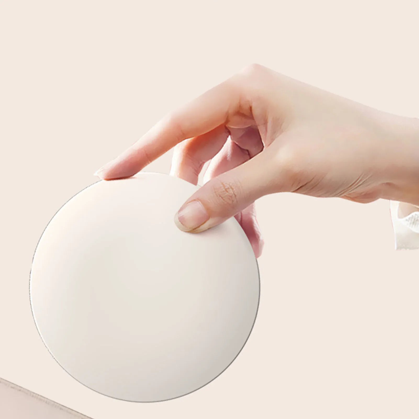UV Camera Makeup Mirror – 2X Magnification Travel Pocket Mirror with LED Light