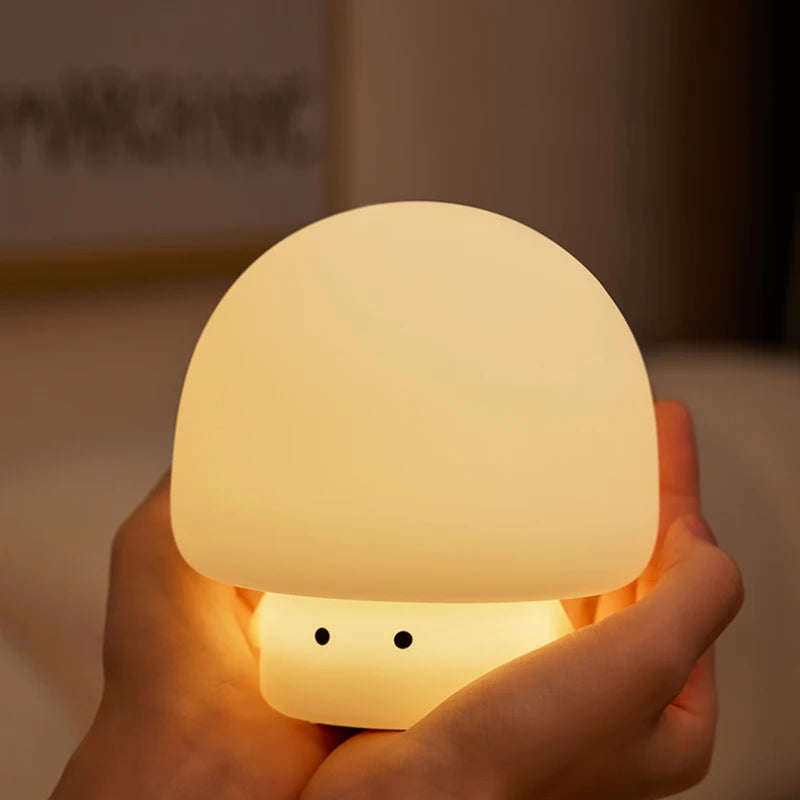 Cute Animal Night Light – Panda, Capybara, Axolotl & More (USB Rechargeable)