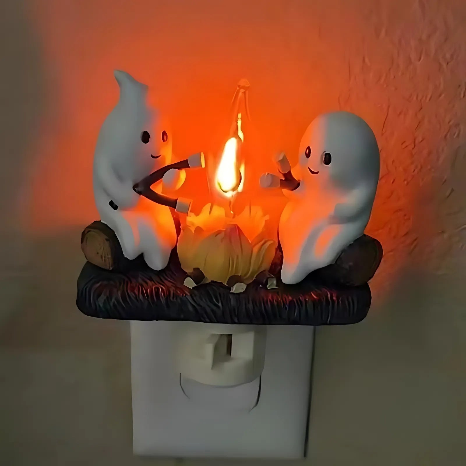 Halloween Ghost Campfire Night Light – Flickering LED Decoration